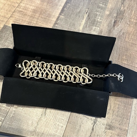 Chanel 2016 Strass link light gold + Swarovski crystal bracelet in original box - Picture 9 of 14
